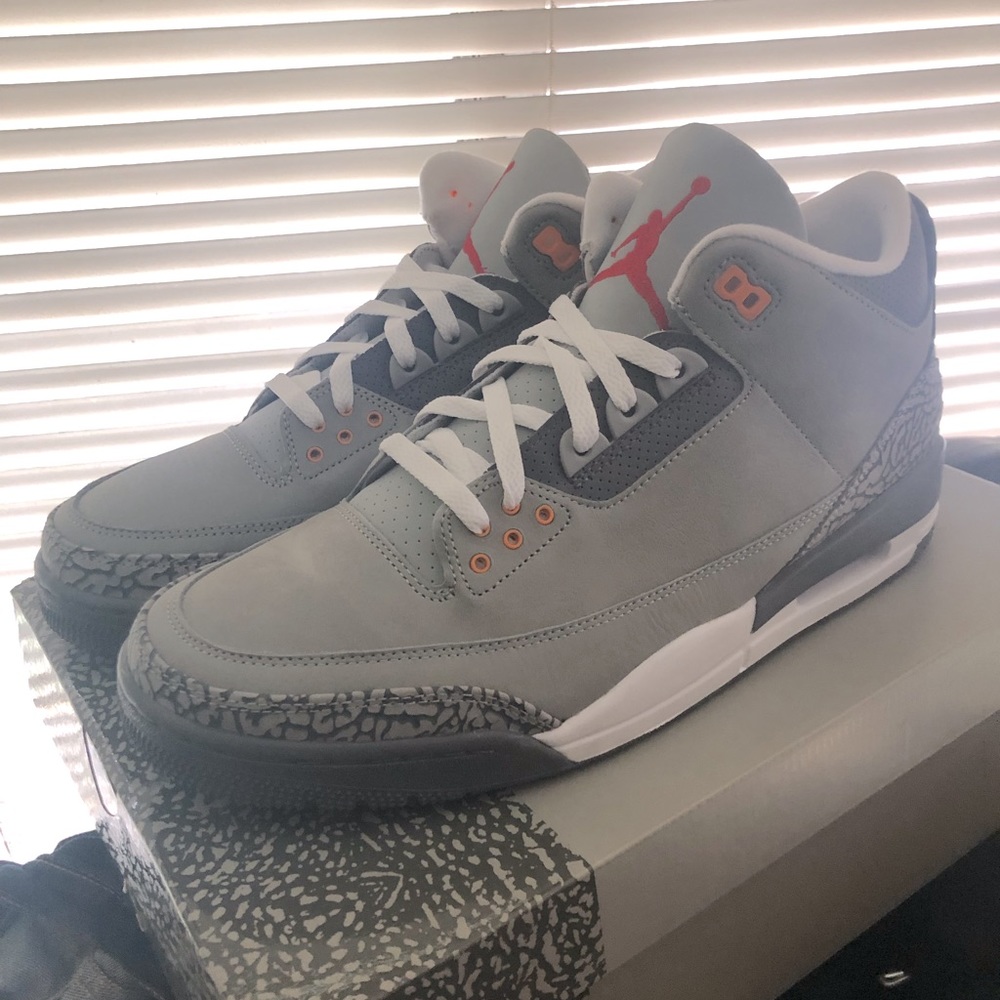 Jordan 3 “Cool Grey” size 13